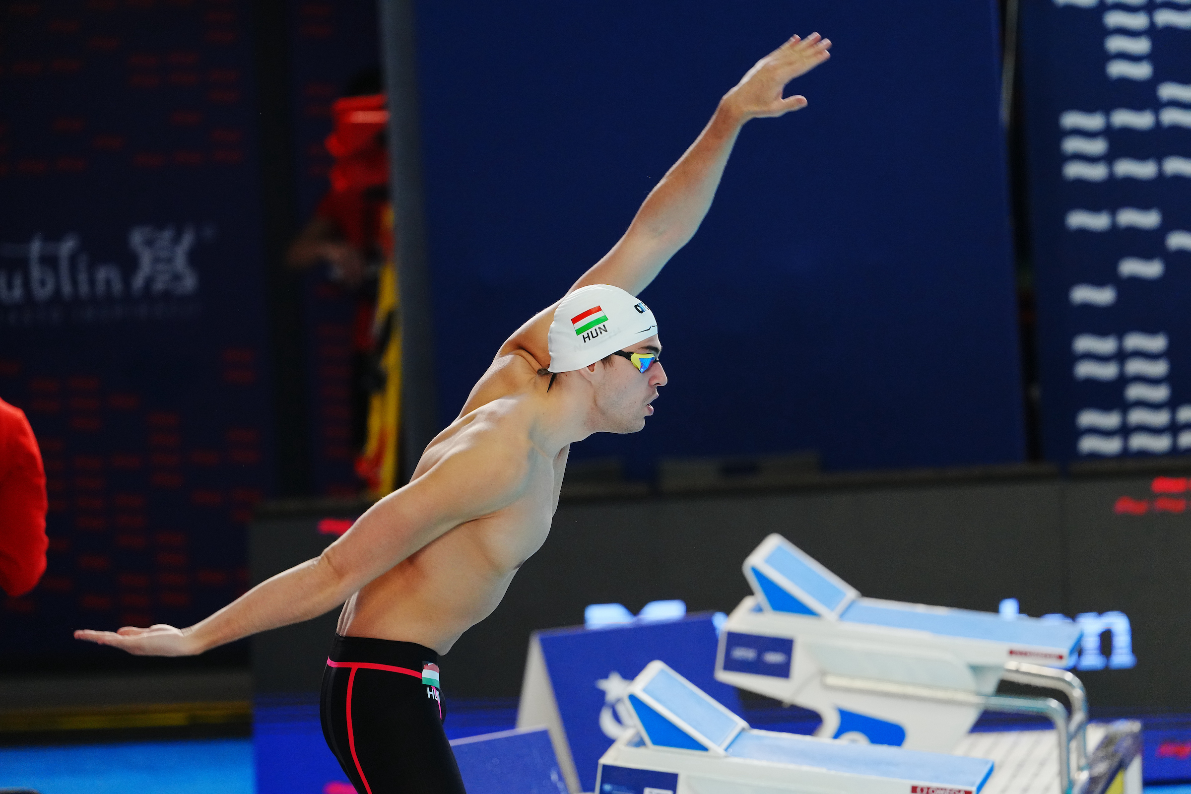 Tizenöt magyar úszó a párizsi Eb-főpróbán