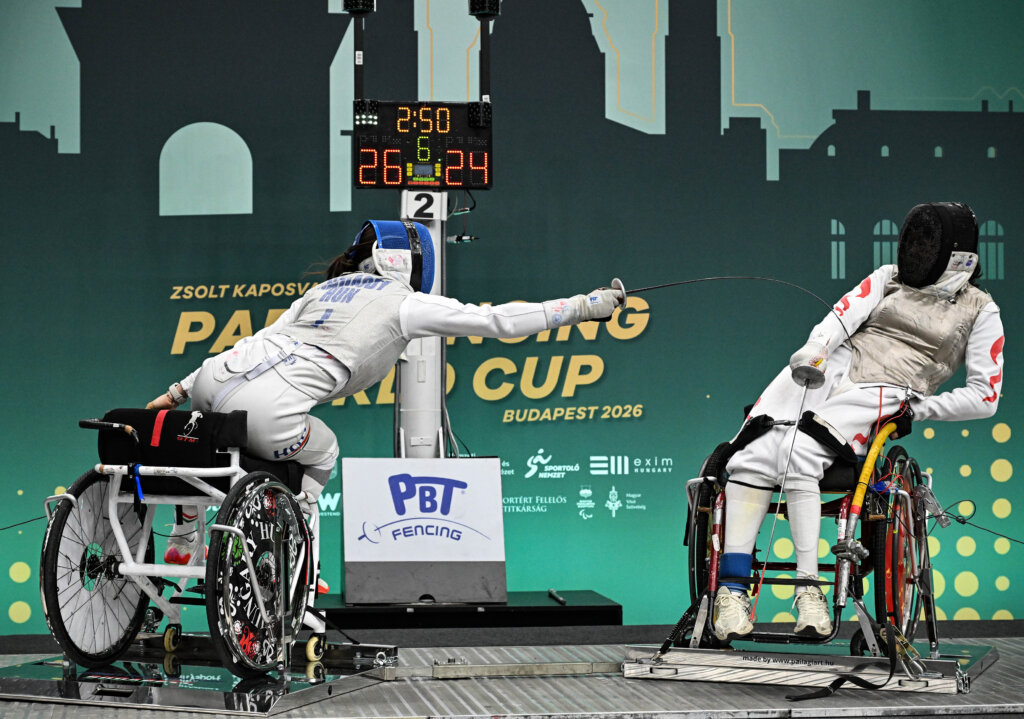 Női tőrcsapat: aranyérem a végére