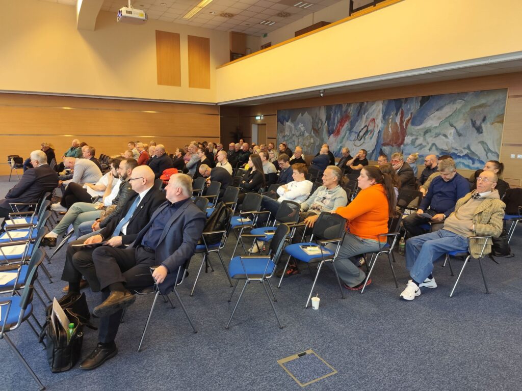 Dr. Mészáros János maradt a karate szövetség elnöke