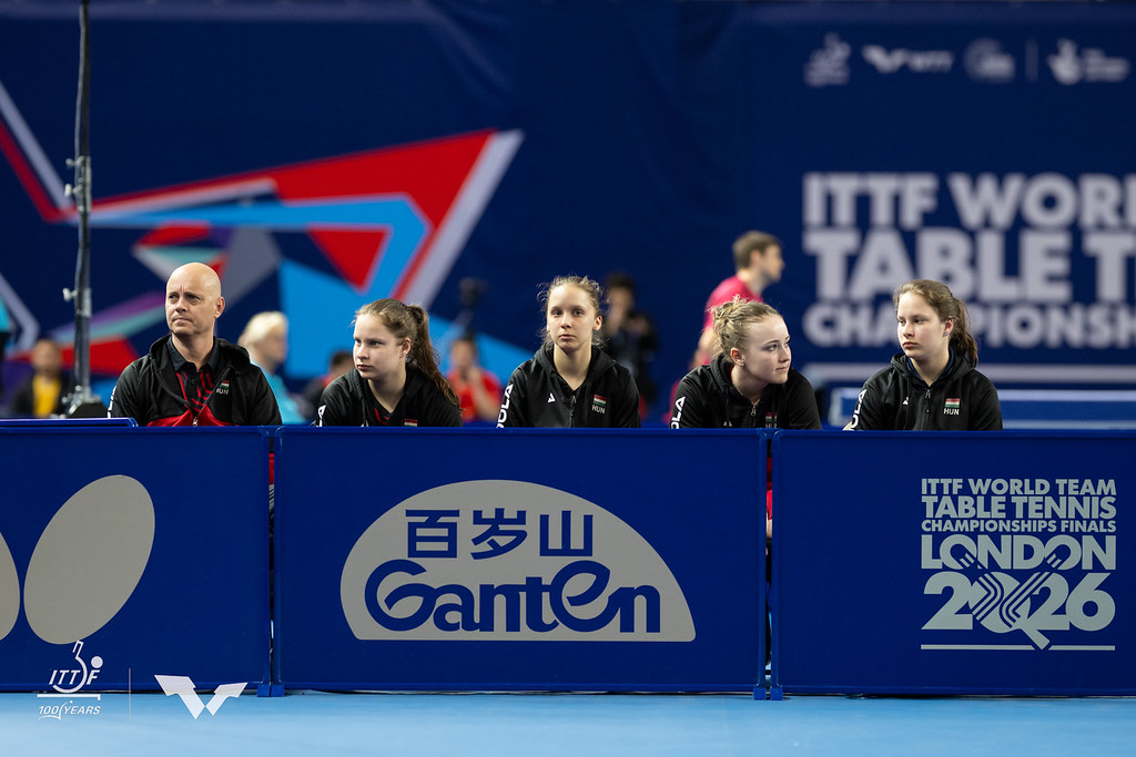 Szingapúr esélyt sem hagyott a nőknek – Csapat-VB