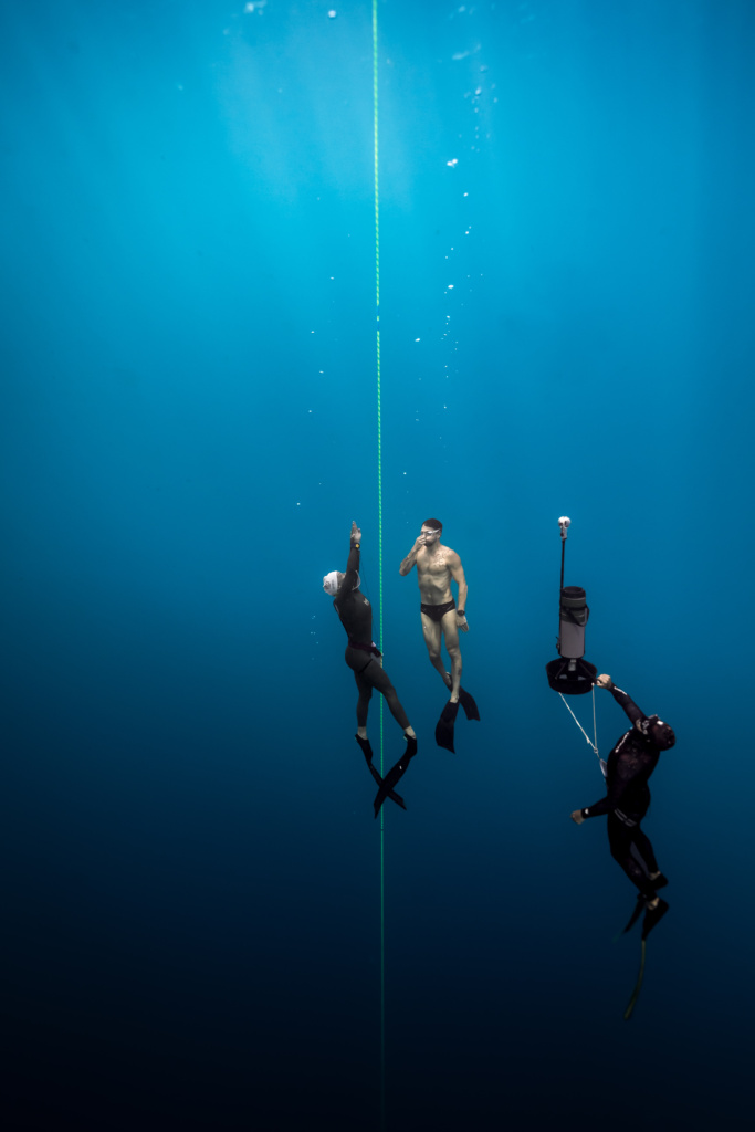 A világcsúcs után történelmi magyar rekord a szabadtüdős búvársportban