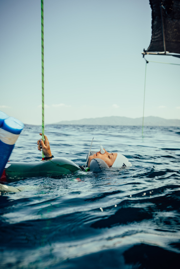 A világcsúcs után történelmi magyar rekord a szabadtüdős búvársportban