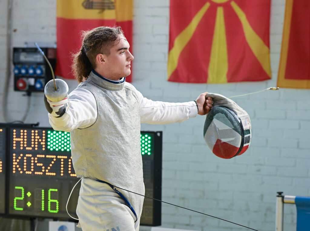 Huba és Hunor bronzos nyitánya