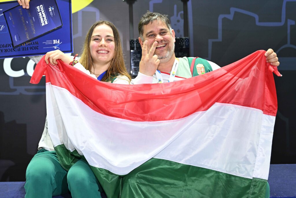 Horváth Lotti ismét kadet világbajnok! Horváth Lotti ismét kadet világbajnok!