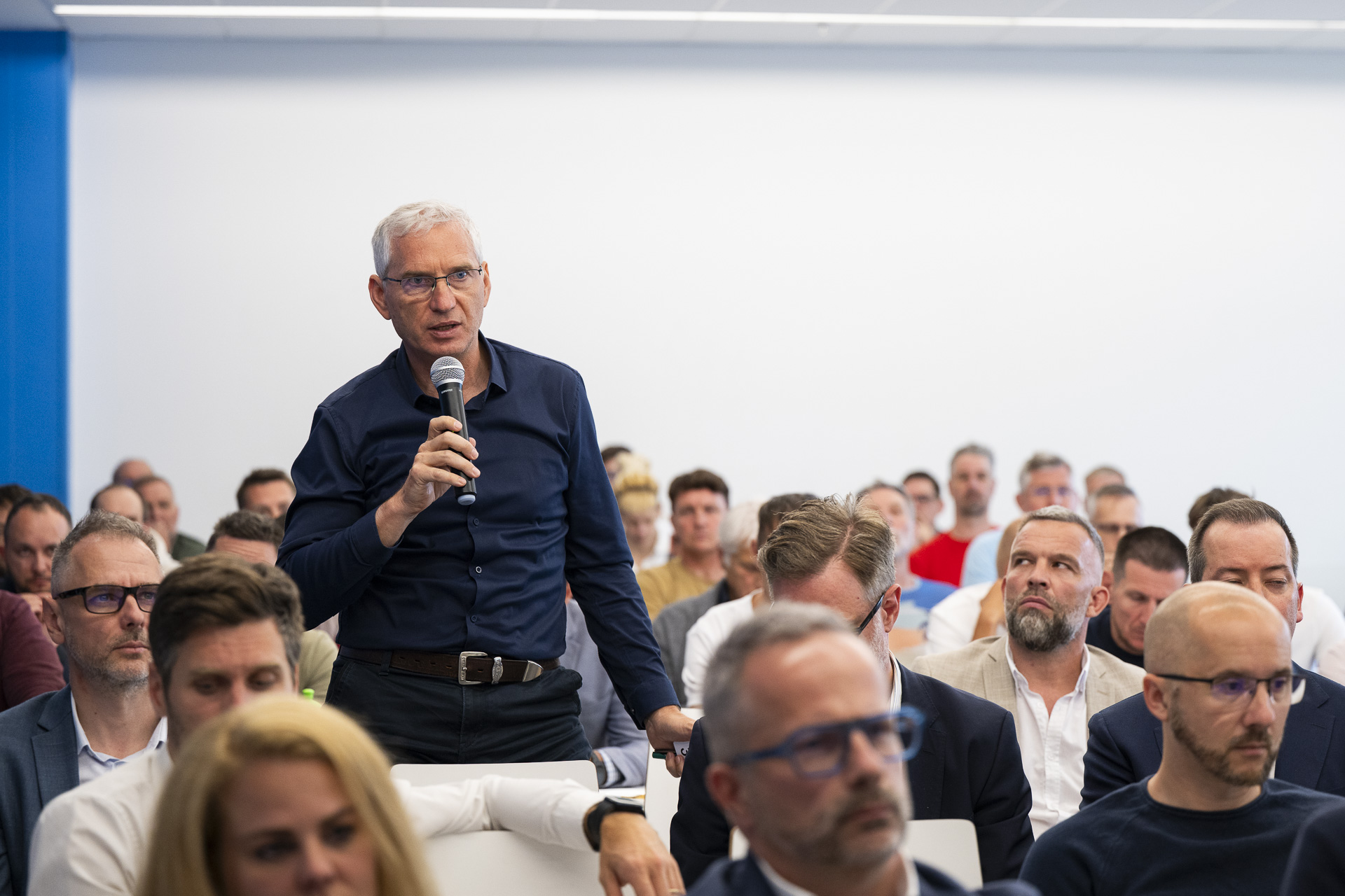 Az MKSZ közgyűlés: a tagság a júliusi tisztújítás mellett döntött Az MKSZ közgyűlés: a tagság a júliusi tisztújítás mellett döntött